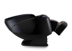 Cozzia Fusion Pro CZ-390 massage chair reclined in zero gravity position