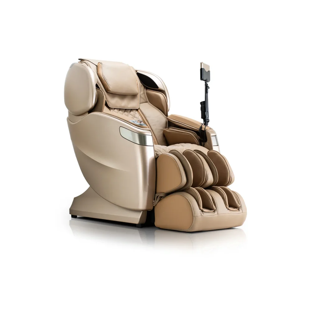 : Cozzia Qi XE Pro CZ-716 4D massage chair at iStyle Furniture, Cleveland